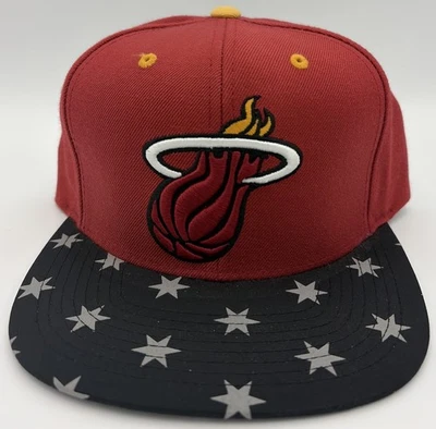 Miami Heat Mitchell & Ness 3m reflective star snapback  Hat - Image 1 of 2