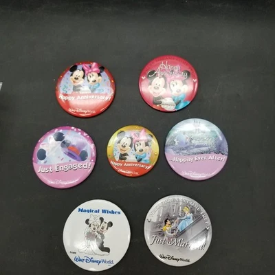 Lote De 7 Botones WALT DISNEY Felices Para Siempre Recién Comprometidos Bodas Foto 1 de 4