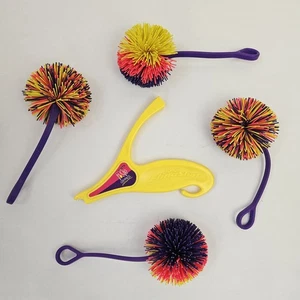Koosh Rosie O'Donnell Fling Shot Sling Shot con 4 bolas Koosh - Imagen 1 de 5