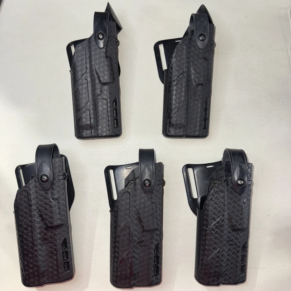 Funda Safariland 7360 Glock 17/22 (G1-4) ALS/SLS nivel 3 funciones con luz para mano derecha Foto 1 de 4