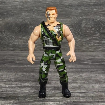 Vintage Kenner T2 Terminator 2 3D Hot Blast Terminator Figure Alt Camouflage - Image 1 of 4