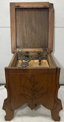 Linda caixa antiga de madeira brilho para sapatos banquinho para pés baú de armazenamento 17"A X 15"L X 14D - Imagem 1 de 4