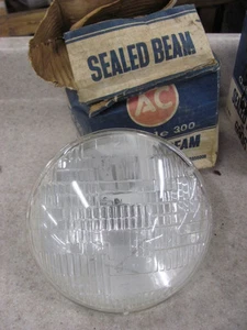 NOS GUIDE T-3 T3 Headlight Bulb 6V Corvette Chevy Pontiac 40-55 5956006 54 53 52 - Picture 1 of 6