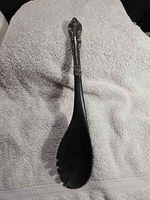 Juego de ensaladas de 2 piezas de plata de ley El Grandee by Towle con extremos de plástico negro Foto 1 de 4