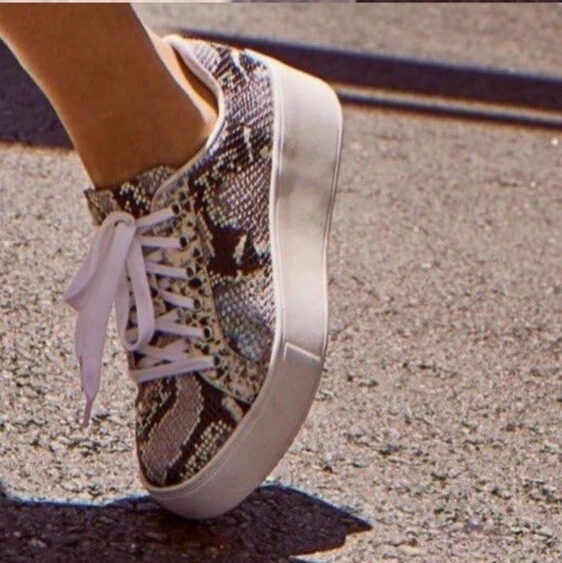 Zapatillas deportivas Aldo Legowien 7 de cuero de piel de serpiente púrpura iridiscente con cordones Foto 1 de 4