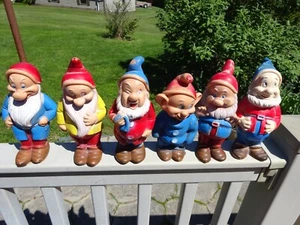 6 WALT DISNEY PRD SEVEN DWARFS RUBBER FIGURES NO SQUEAKY AS IS INCOMPLETE - Picture 1 of 8