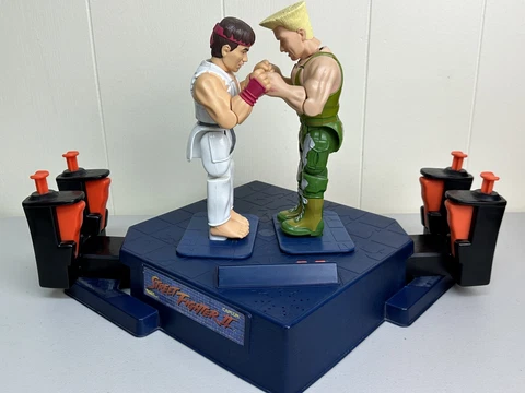 Tiger Electronics Capcom  Street Fighter II Table Top Fighting Game Unbroken Cover