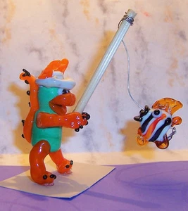 GLASS LAMPWORK DRAGON Fisherman 2 1/8 inch Tall New - Picture 1 of 4