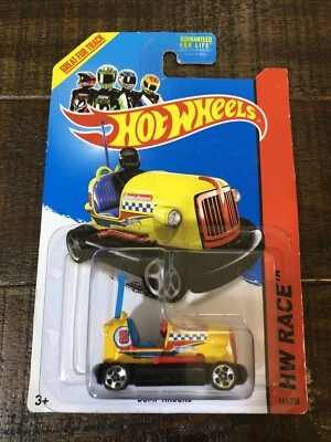 Hot Wheels #166 HW 2014 carreras pista ases golpe alrededor variación amarilla con 5 radios Foto 1 de 4