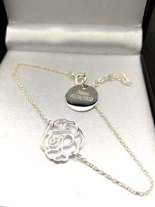 Pulsera de plata de ley 925 grabada personalizada con dije de rosa, regalo del día de la madre - Imagen 1 de 5