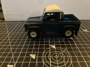 Britains 42732 1:32 Land Rover Defender 90 Blue No Canopy No Box Excellent - Picture 1 of 3