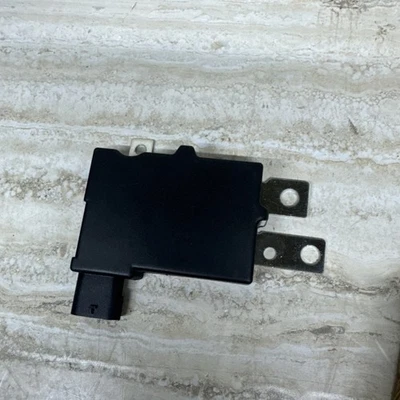 Fuse Block Module Compatible 2014-2015 Chevrolet Malibu 2016 Chevrolet L20 - Image 1 of 4