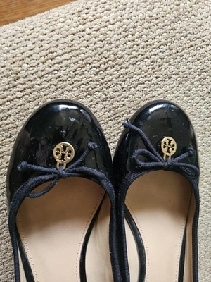 TORY BURCH Women’s Size 8M Black Patent Leather Wedge Heels Bow Casual Shoes. - Image 1 of 4
