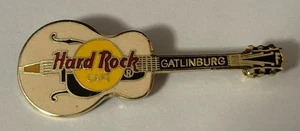 Gatlinburg TN Gitarre Hard Rock Cafe 2,25" breit Souvenir Pin - Bild 1 von 4