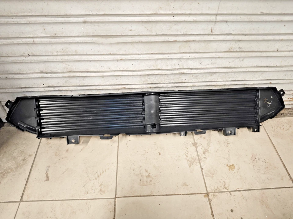 Chrysler pacifica 2017-2021 rejilla radiador obturador activo 68438679AC 68438679Ab Foto 1 de 4