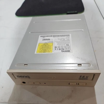 Benq 652A 52X IDE CD-ROM Drive - Image 1 of 4
