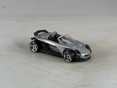 Hot Wheels Lotus Elise 340R 2000 First Editions Silver PR5s - Image 1 of 4