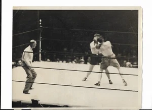 1928 HW Championship Gene Tunney Vs Tom Heeney Action shot photo Type 1 #2 - Picture 1 of 2