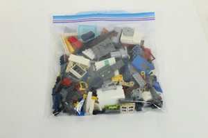 Bulk Bag LEGO Doors and Windows Architecture Random Lot Mixed House builds - Picture 1 of 3