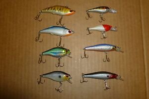 LOT OF 8 UNKNOWN FISHING LURES IN VARIOUS COLORS & TYPES FOR BASS AND CRAPPIE