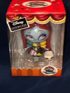 Neu im Karton Disney Showcase The World of Miss Mindy Nightmare Sally Vinyl Figur - Bild 1 von 6