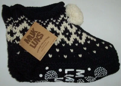 NWT Muk Luks Navy Blue/Ivory POM POMS Sweater-Knit Bootie Slippers S/M 5/6/7 - Image 1 of 3