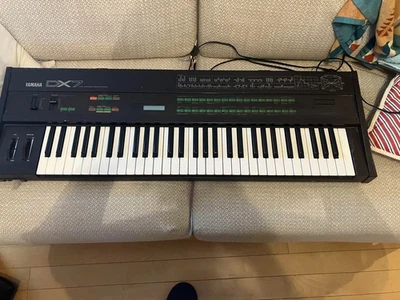 YAMAHA DX7 DX-7 61-Key Digital Synthesizer Keyboard FM Startup confirmed - Image 1 of 4