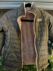 Nortface Girls Reversible Gray Puffer/pink Fuzzy Winter Coat Size small - Picture 1 of 11