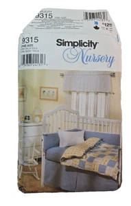 Simplicity 9315 Baby Kinderzimmer Deko Bettdecke Nestchen Kissen Schnittmuster UNGESCHNITTEN - Bild 1 von 4