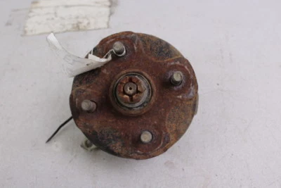 1989 YAMAHA BREEZE 125 Front Left Spindle / Knuckle Brake Drum - Image 1 of 4