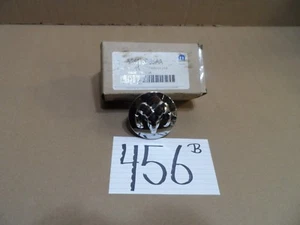 08 DAKOTA Durango Aluminum Hub Cover 52013985AA Wheel Hubcap Center Cap 456B - Picture 1 of 4