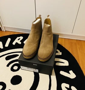 🔥Boss Chelsea Boots Tunley Cheb SD Wildleder Größe 45 Medium Beige Neu Hugo🥾 - Bild 1 von 11