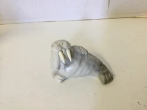 PEARLITE Marblecraft Marble Walrus  Figurine with Tusks Canada - Picture 1 of 3