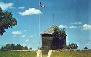 Fort Scott Kansas Old Fort Original Old Block House Postcard - Picture 1 of 2