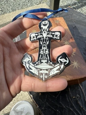 Disney Cruise Line Star Wars Starships etc. Adorno de Navidad Ancla Foto 1 de 4