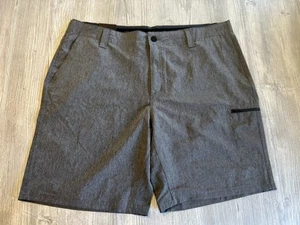 NWT ZeroXposur Sz 40 Slate Gray Stretch Travel Shorts - Flat Front - Zip Pocket - Picture 1 of 15
