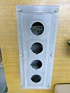 ๐ฅ ALLEN BRADLEY 800H-4HZ4R PUSH BUTTON ENCLOSURE 4 HOLE NEMA 4, 4X, 13 - Picture 1 of 9