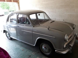 morris oxford 1956 in need of a full restore, great project - Picture 1 of 7