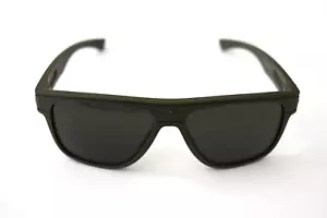 OAKLEY Breadbox Matte Green Gray OO9199-26 56-15-136 Sunglasses - Picture 1 of 7