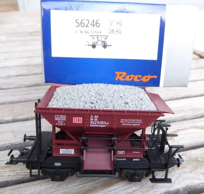 Roco 56246 H0 2-achsiger Talbot-Schüttgut-Bauzugwagen beladen DB AG Epoche 5/6 - Bild 1 von 3