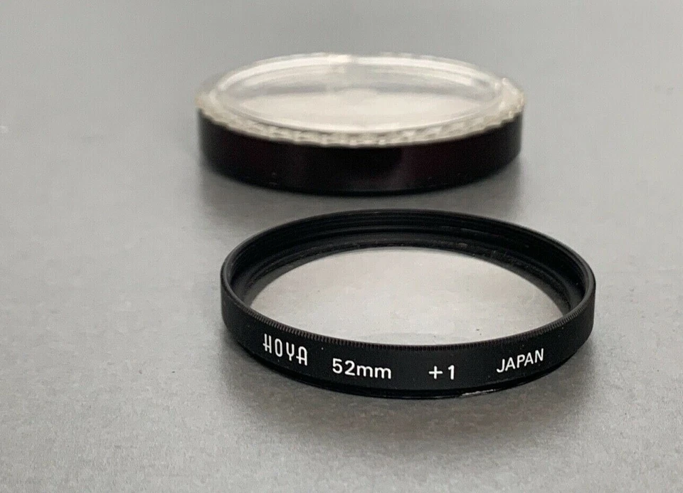 Hoya 52mm fit  +1 Close-up  Filter, & Keeper - Image 1 of 1