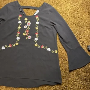 Ruff Hewn Boho Top Sheer Floral Embroidered Flutter Sleeves Women’s Large EUC - Picture 1 of 11