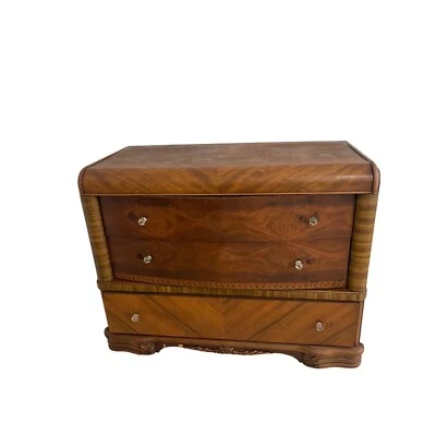 Juego de tocador y armario de dormitorio vintage cascada Art Deco Foto 1 de 4