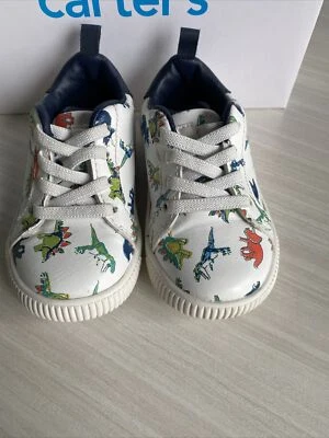 Carters Tug And Go Limpie Dinosaurio Estampado Niños Pequeños Talla 5 Foto 1 de 4