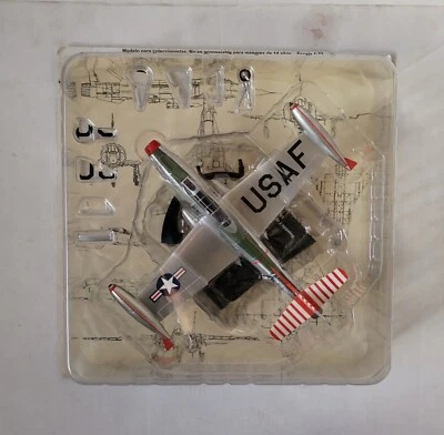REPUBLIC F-84E THUNDERJET (EE. UU.) MODELO DE AVIÓN DE COMBATE FUNDIDO A PRESIÓN 1/72, ALTAYA Foto 1 de 4