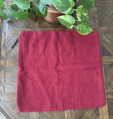Vtg Pottery Barn Pillow Cover 100% Linen 20x20 Red YKK Zipper Made in India - Image 1 of 4