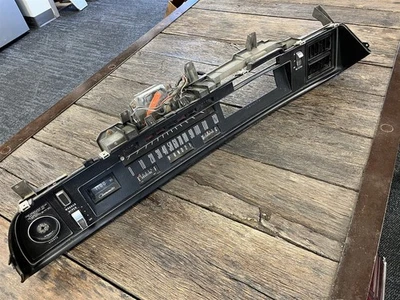 Chrysler New Yorker 1973 cuadro de instrumentos velocímetro reloj indicadores bisel OE 73 Foto 1 de 4