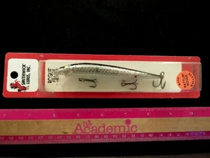 Smithwick Lures Rattlin' Rogue RB1231 Silver/ Black Back New/Old Stock 4-1/2" - Picture 1 of 6