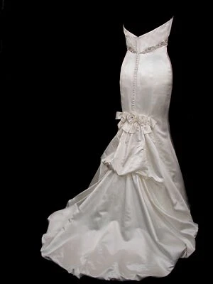 SILK SATIN PALOMA BLANCA SILK SATIN FIT & FLARE BRIDAL GOWN WEDDING DRESS 12 - Image 1 of 4