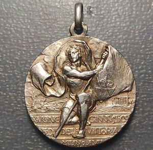 ITALIA MILAN PERIODO MUSSOLINI MEDALLA 1928 XIV CONCURSO GIMNASIA 35x32mm 16,62g - Picture 1 of 2